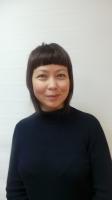  Стрижка модельная (женская), Укладка волос феном. Выполняется с обязательным применением укладочных средств или средств по уходу, расчёсок, брашингов. Так же в работе используется утюжок или диффузор.,