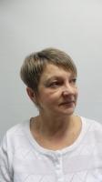  Стрижка креативная (женская), Укладка волос феном. Выполняется с обязательным применением укладочных средств или средств по уходу, расчёсок, брашингов. Так же в работе используется утюжок или диффузор.,