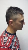  Стрижка модельная (мужская) + сушка волос феном,