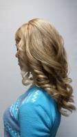  Окрашивание волос "Londa" 1 тон/ Осветление волос с применением красителя "Special Blonds", Вечерняя укладка. Это сложная укладка с применением укладочных средств, бигуди, щипцов, плойки, утюжка и т.д. Мастер работает без применения фурнитуры (шпильки, невидимки и т.д.) А так же формирования локонов при помощи брашинга по всей массе волос на дл,